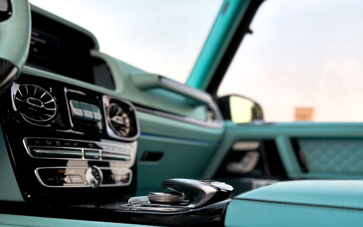 MERCEDES G 800 - image 19