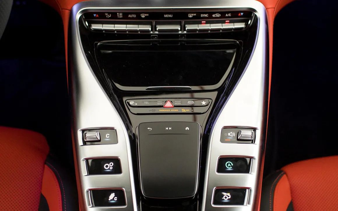 Mercedes gt43 - image 17