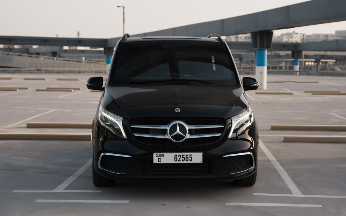 MERCEDES BENZ V250 - 2022 - image 2