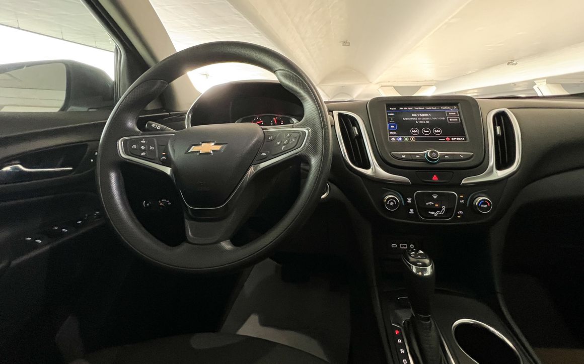 Chevrolet Equinox - image 11
