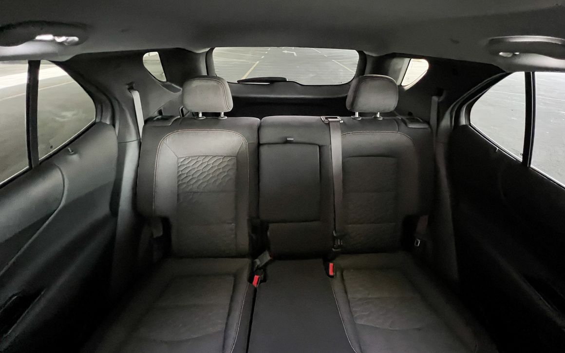 Chevrolet Equinox - image 13