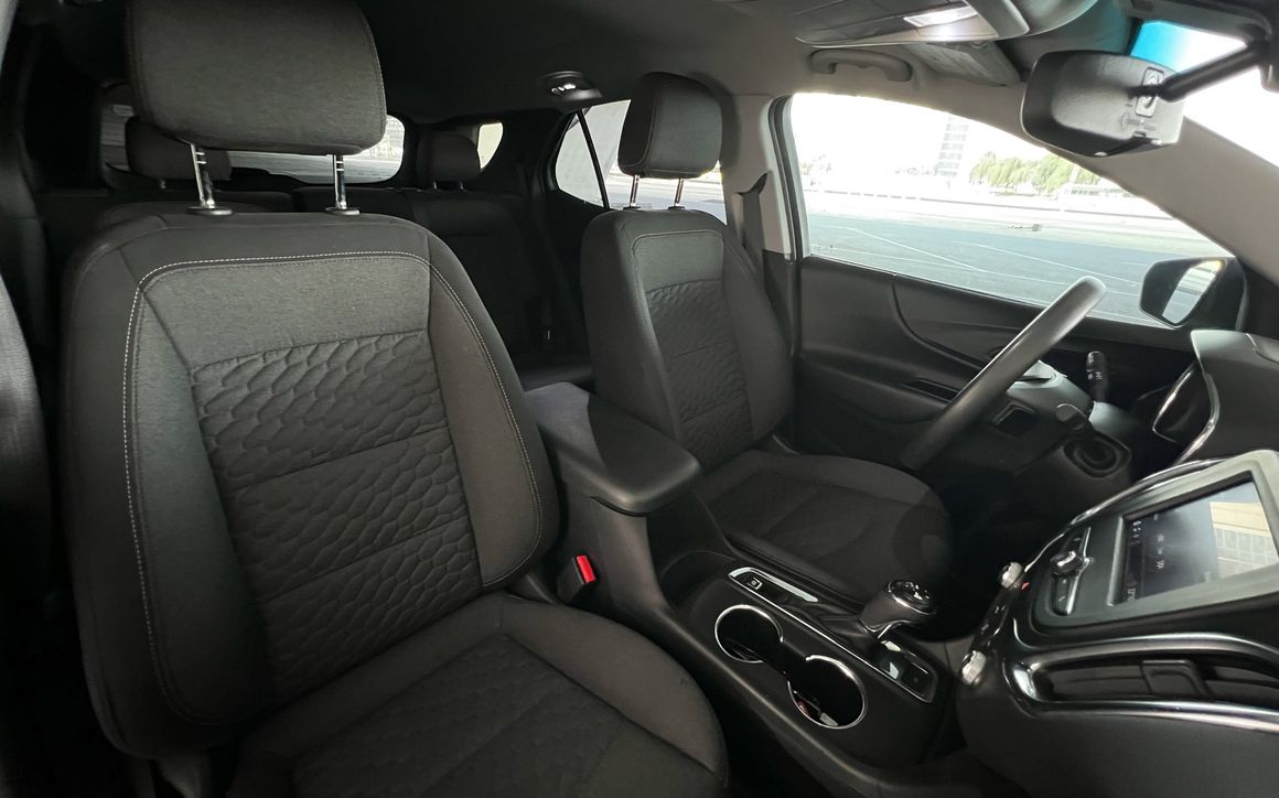 Chevrolet Equinox - image 12