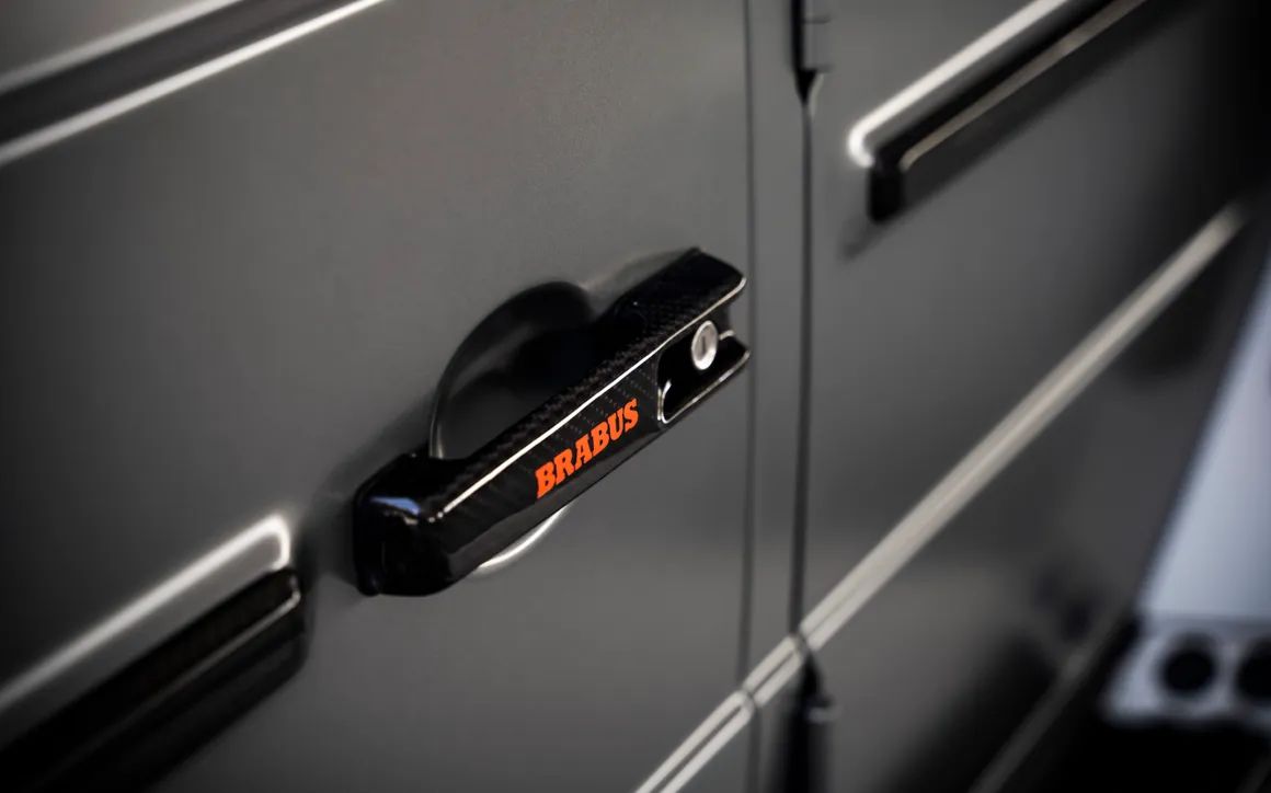Mercedes G800 Brabus Kit - image 14