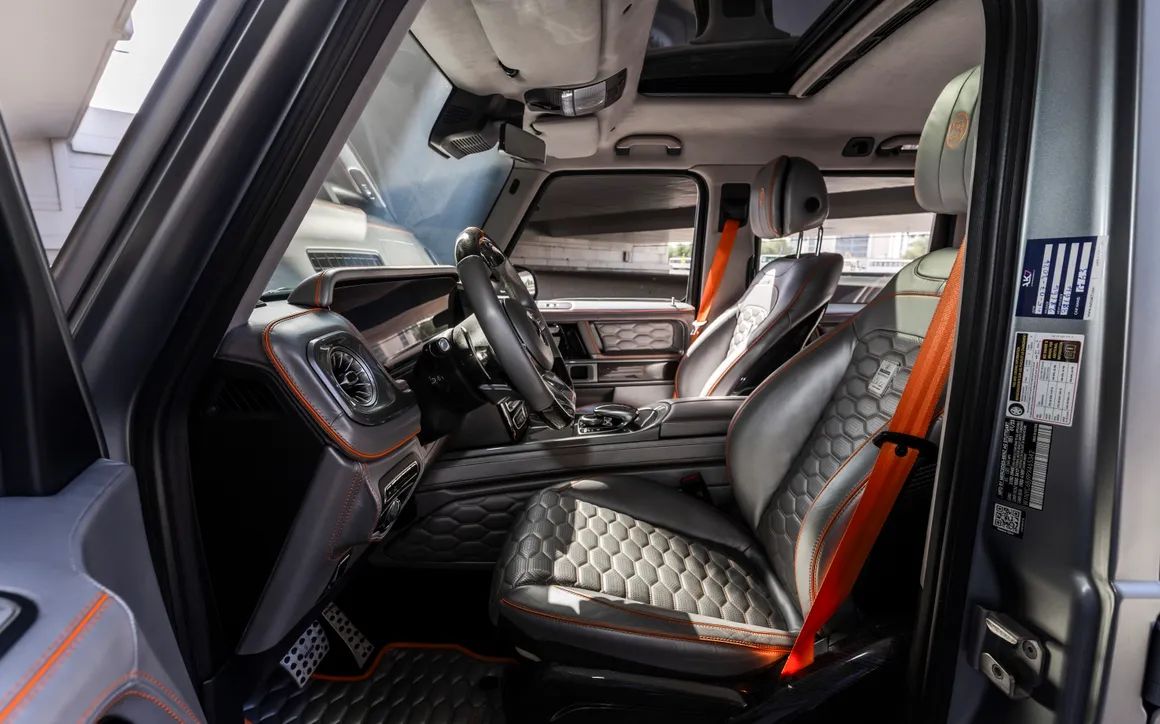 Mercedes G800 Brabus Kit - image 17