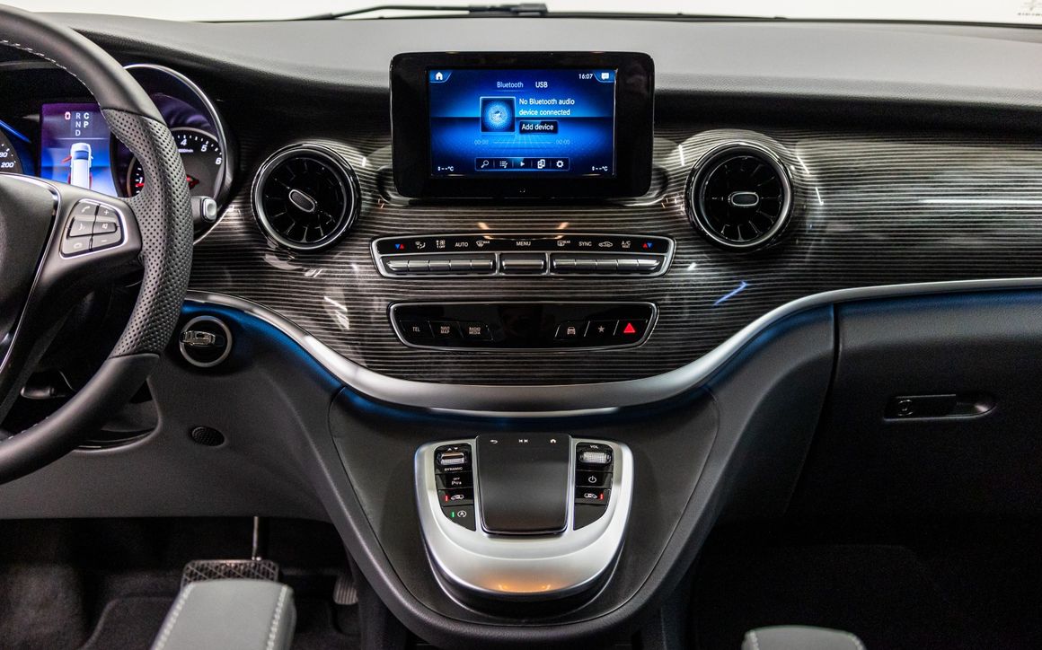 Mercedes V250 - image 7