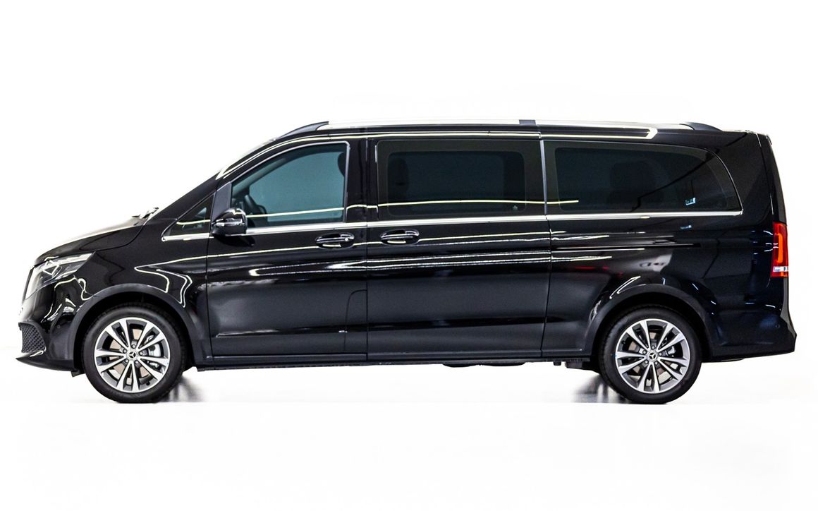 Mercedes V250 - image 2
