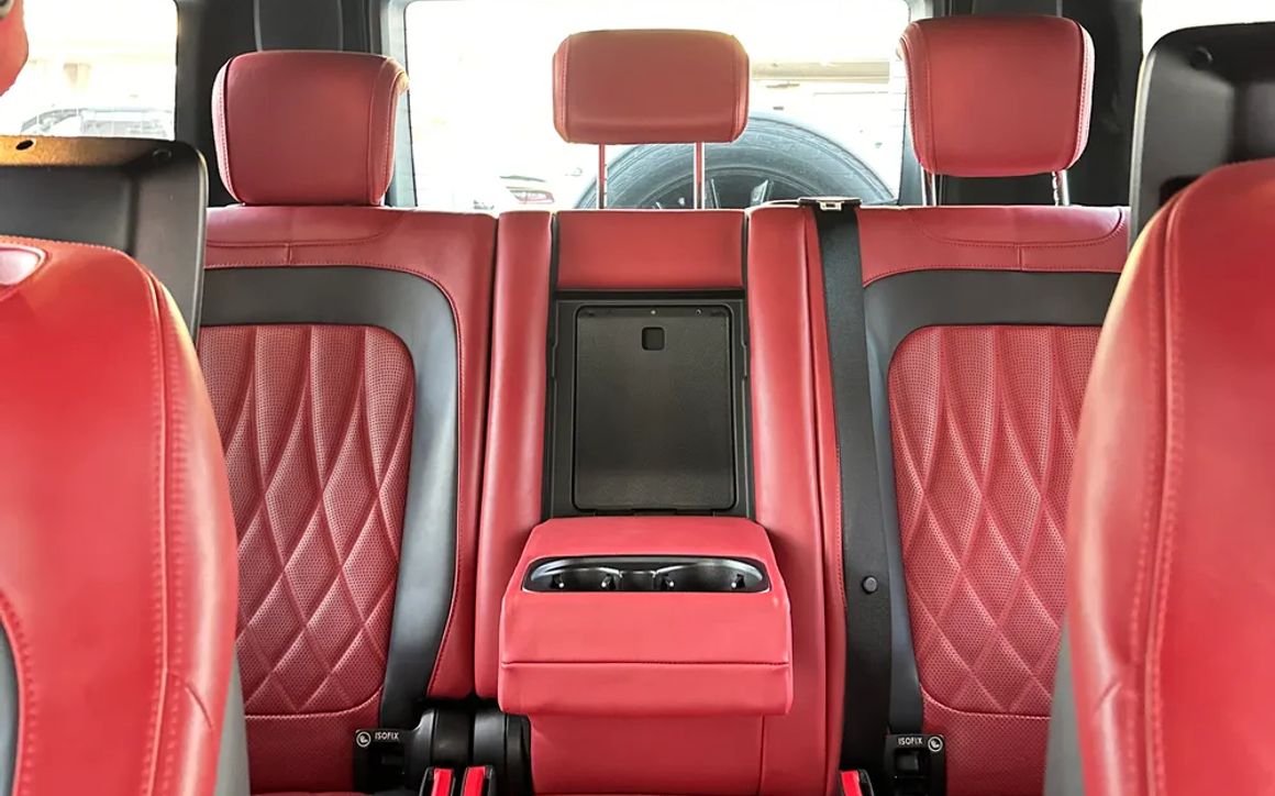 MERCEDES G63 - image 6