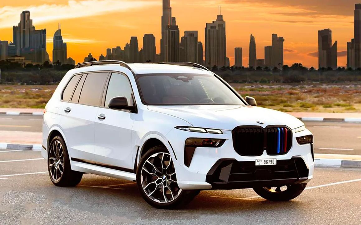 BMW X7 - image 1