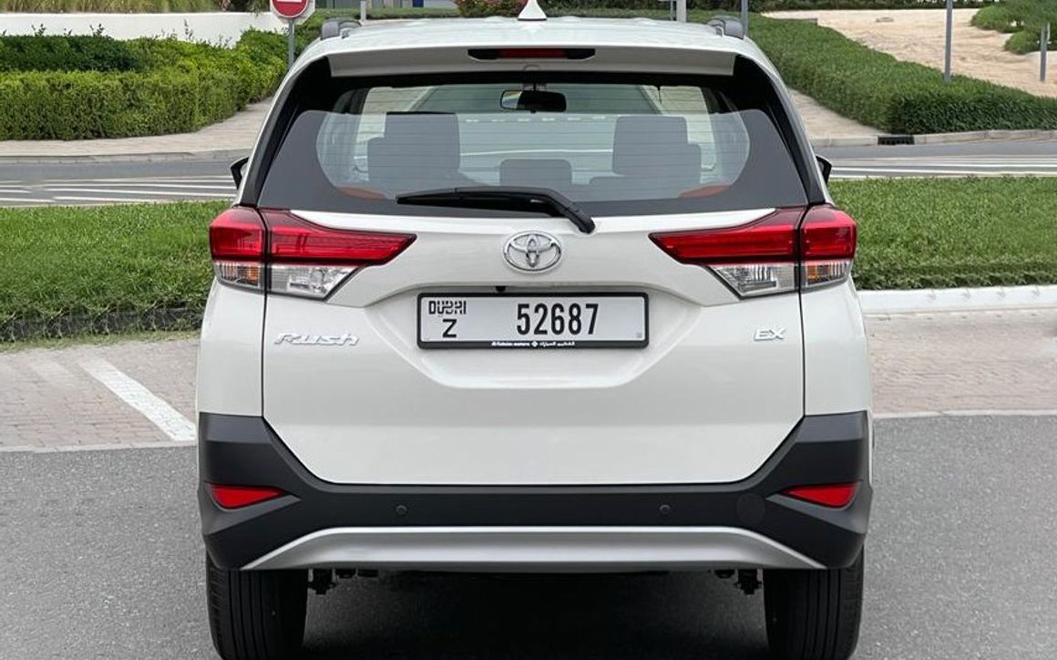 Toyota Rush 2023 - image 5