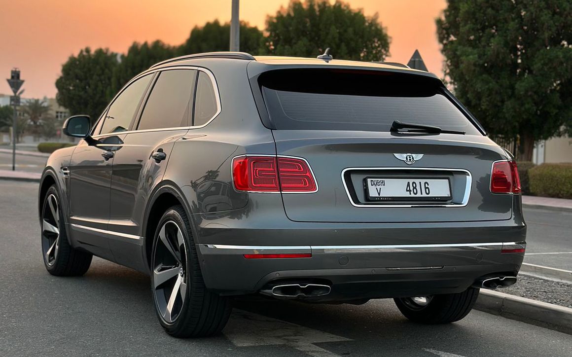BENTLEY BENTAYGA - image 3