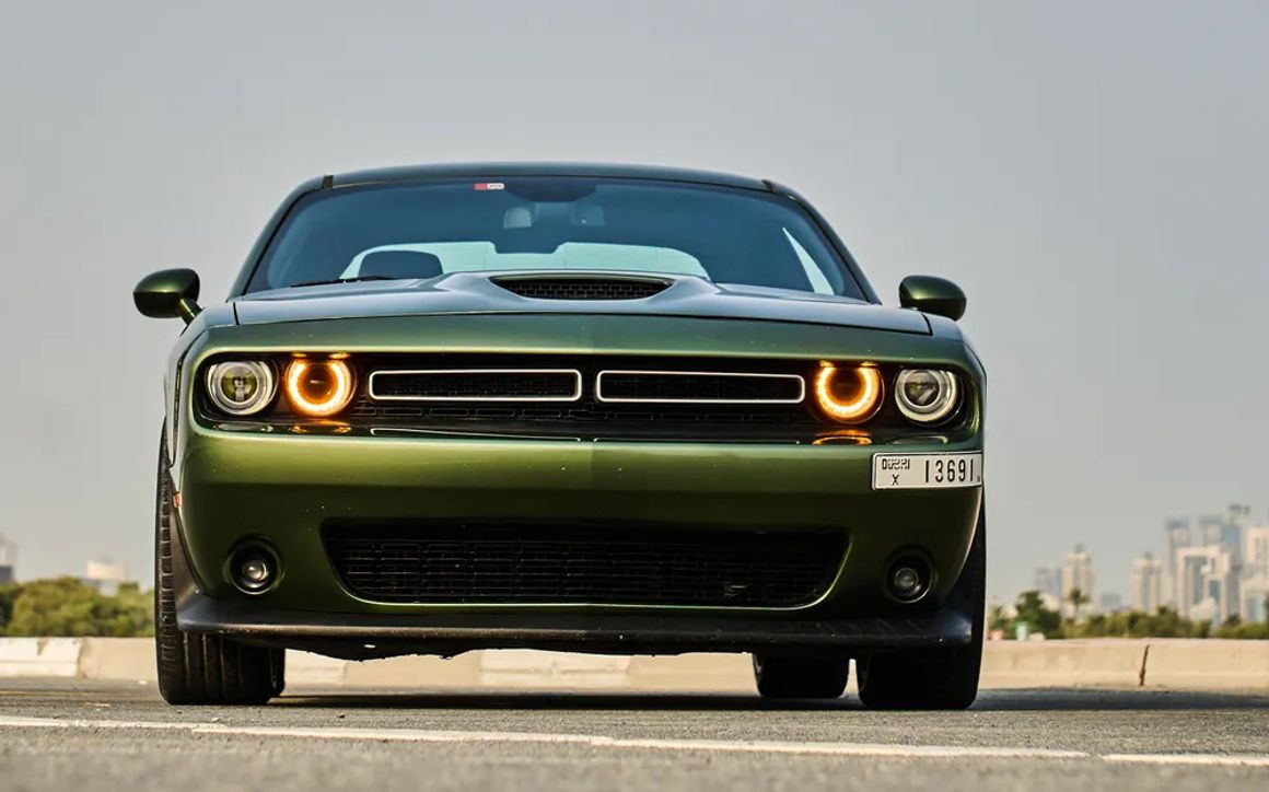 DODGE CHALLENGER - image 3