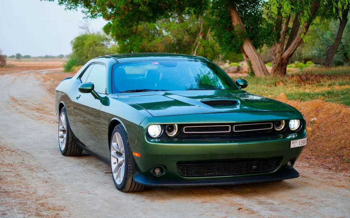 DODGE CHALLENGER - image 4