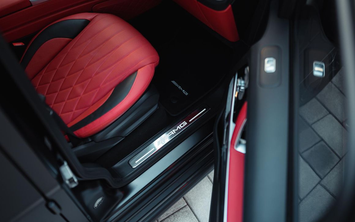 MERCEDES G63 AMG - image 14