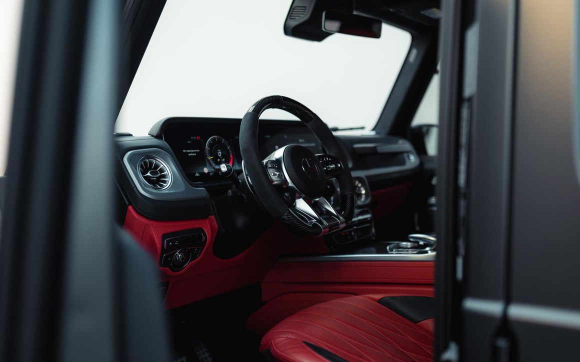 MERCEDES G63 AMG - image 9