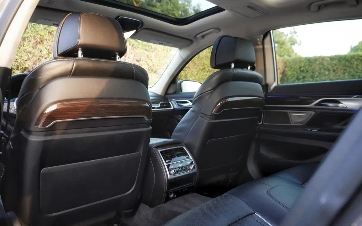 BMW 740I - image 15