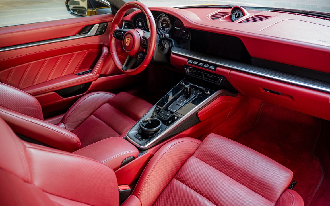Porsche 911 Turbo S - image 14