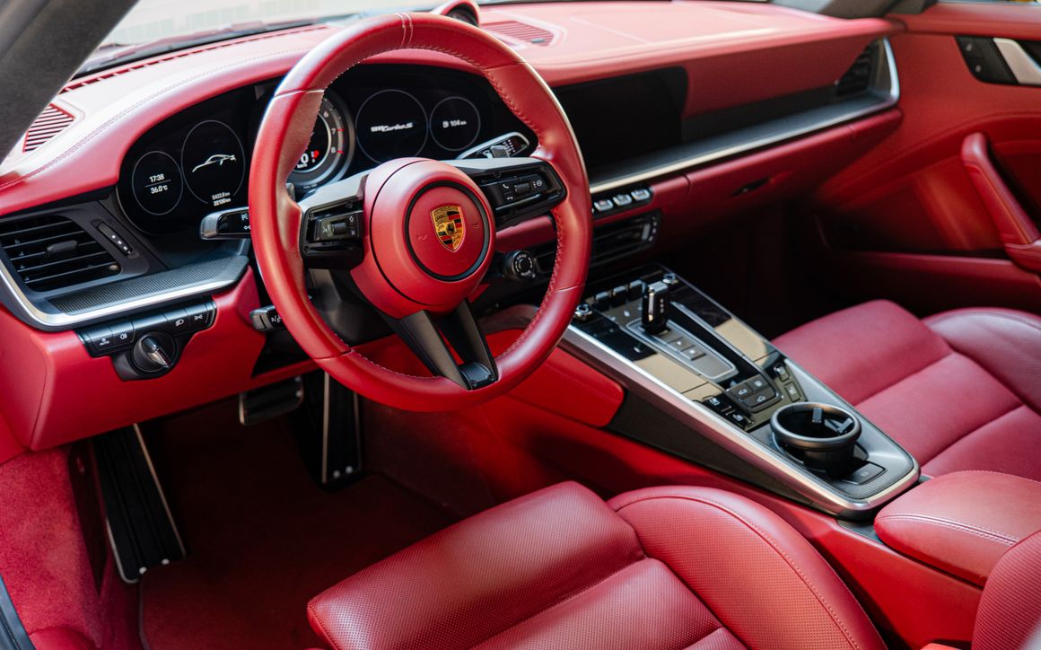 Porsche 911 Turbo S - image 13