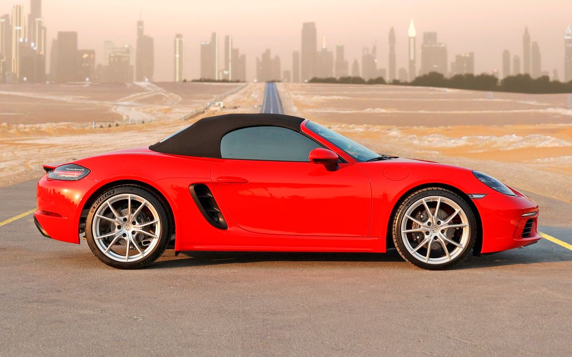 Porsche Boxster 718 Red - image 5