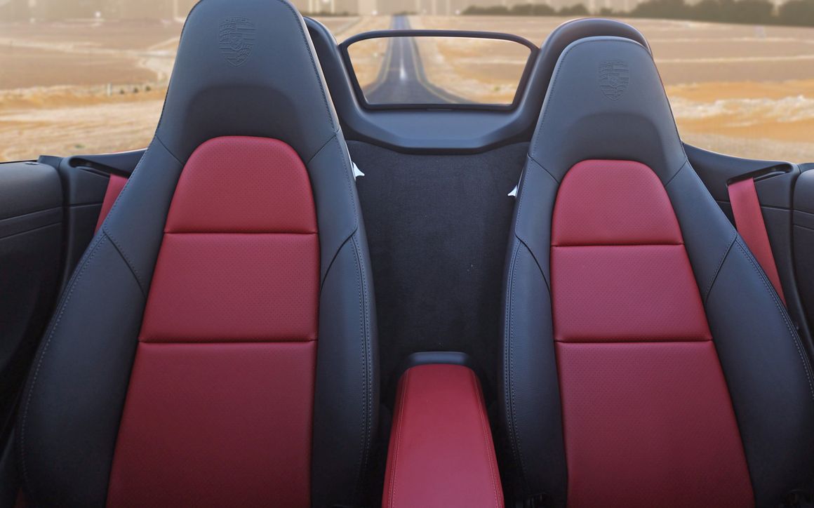 Porsche Boxster 718 Red - image 14