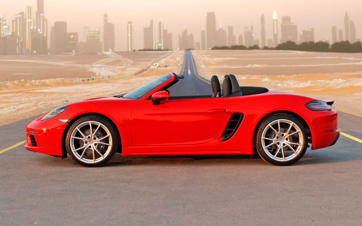 Porsche Boxster 718 Red - image 2