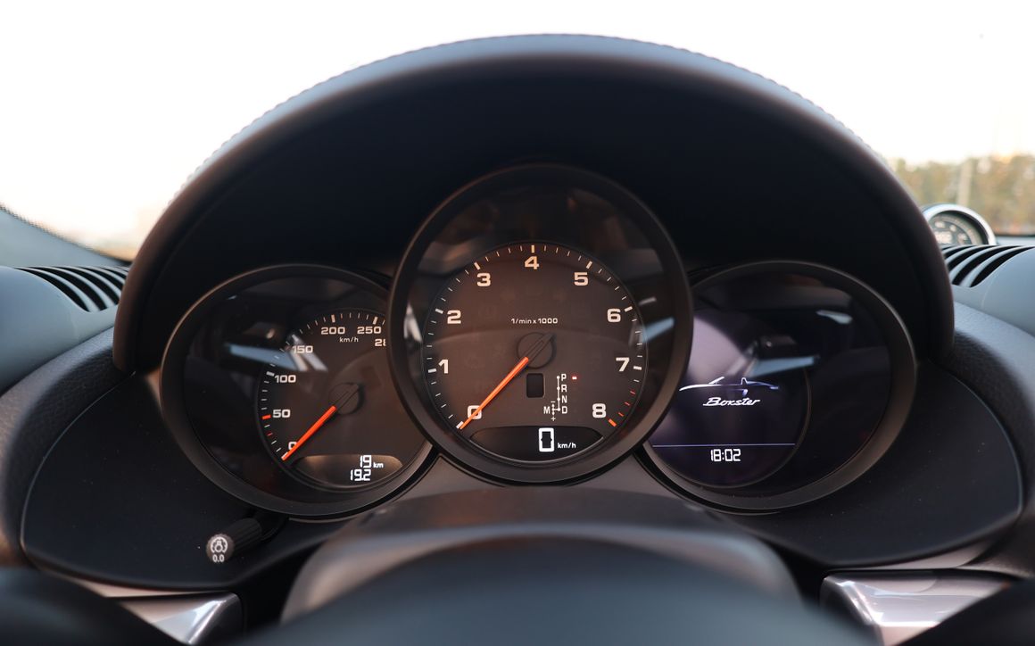 Porsche Boxster 718 Red - image 16
