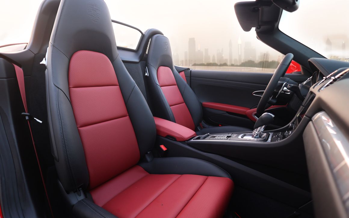 Porsche Boxster 718 Red - image 11