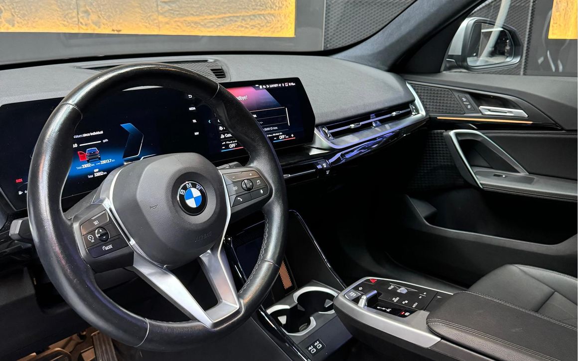 BMW X1 - image 7