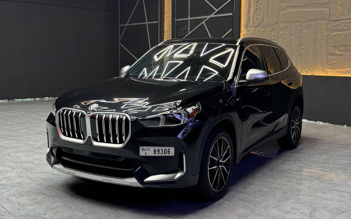 BMW X1 - image 1