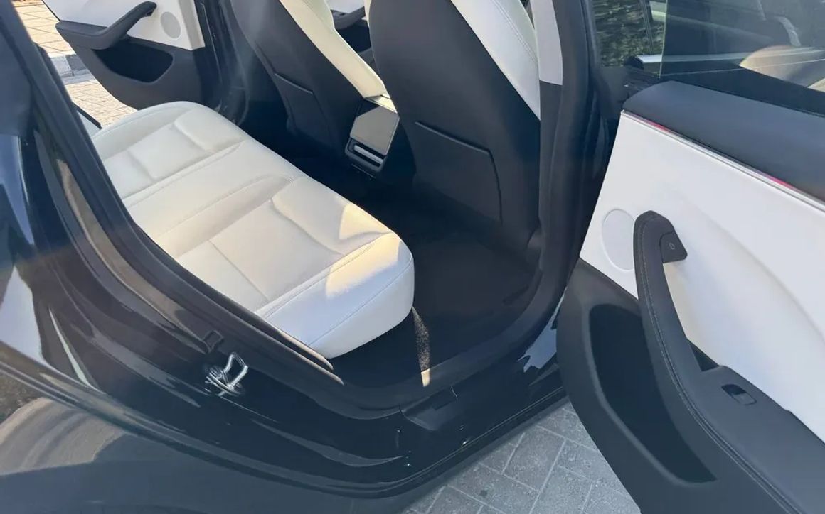 Tesla Model 3 Standard - image 6