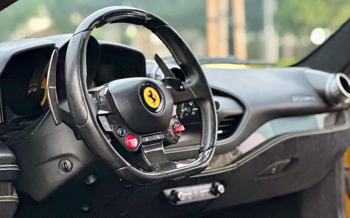 Ferrari F8 Convertible - image 7
