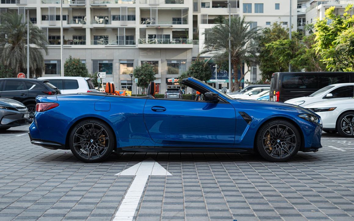 BMW M4 - image 5