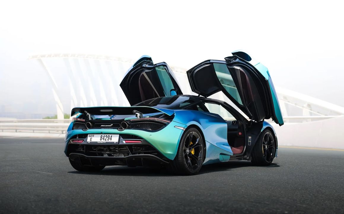 McLaren 720S - image 4