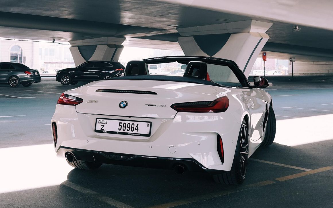 BMW Z4 - image 11