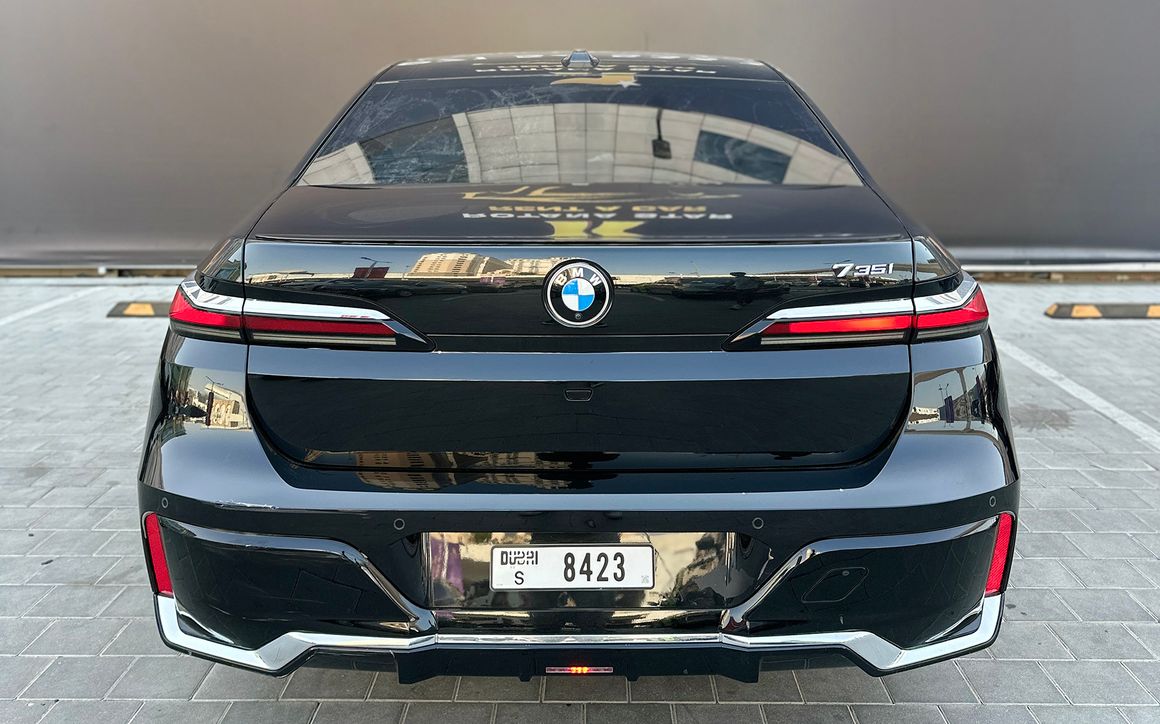 BMW 735I - image 3