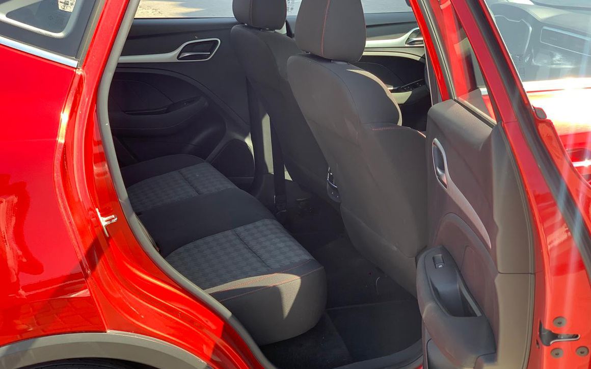 MG ZS - image 9
