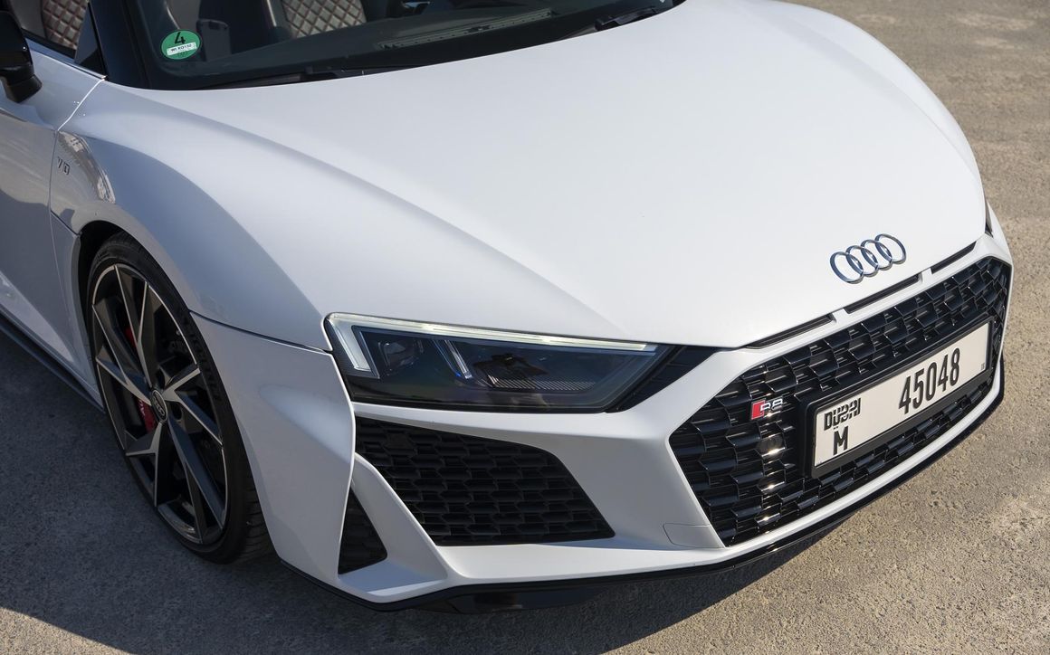 Audi R8 Spyder - image 11