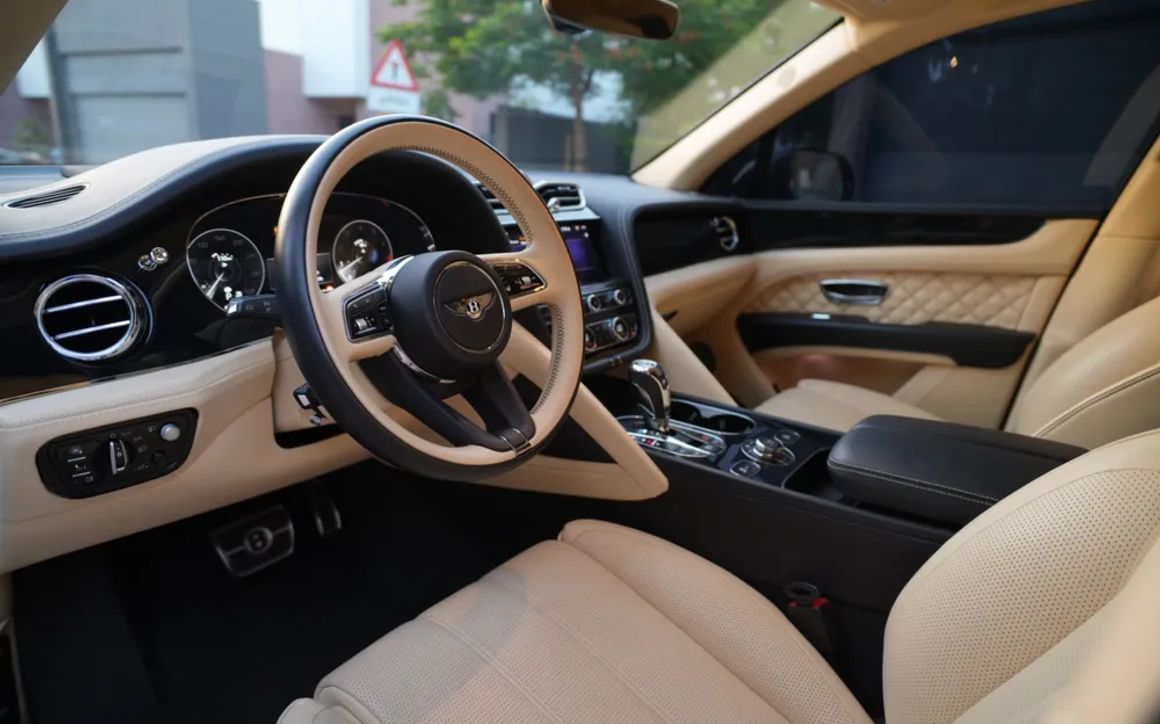 BENTLEY BENTAYGA - image 4