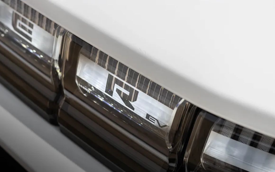 GMC HUMMER EV - image 7