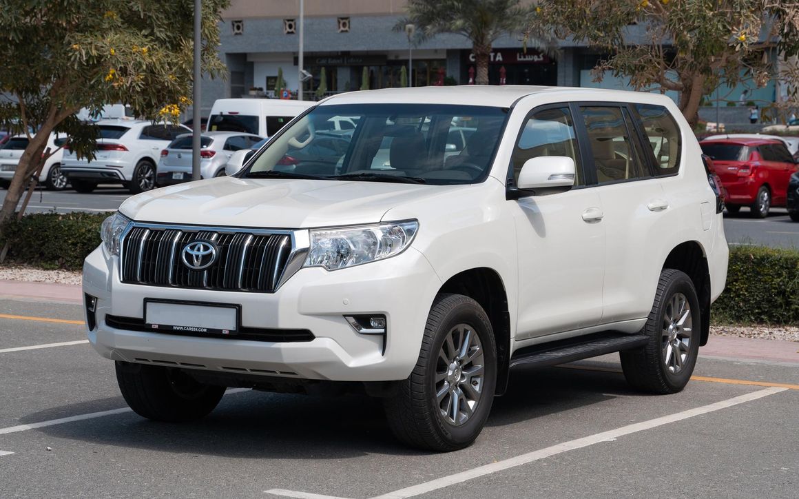 Land Cruiser Prado - image 1