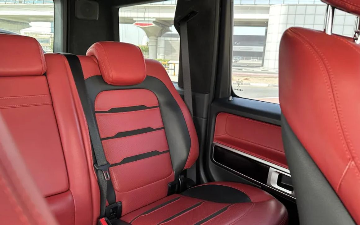 Mercedes G63 - image 11