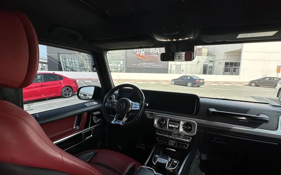 Mercedes G63 - image 7