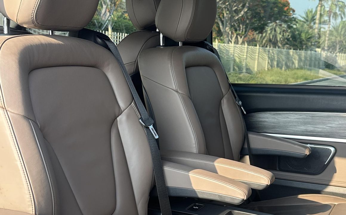 Mercedes V250 - image 9
