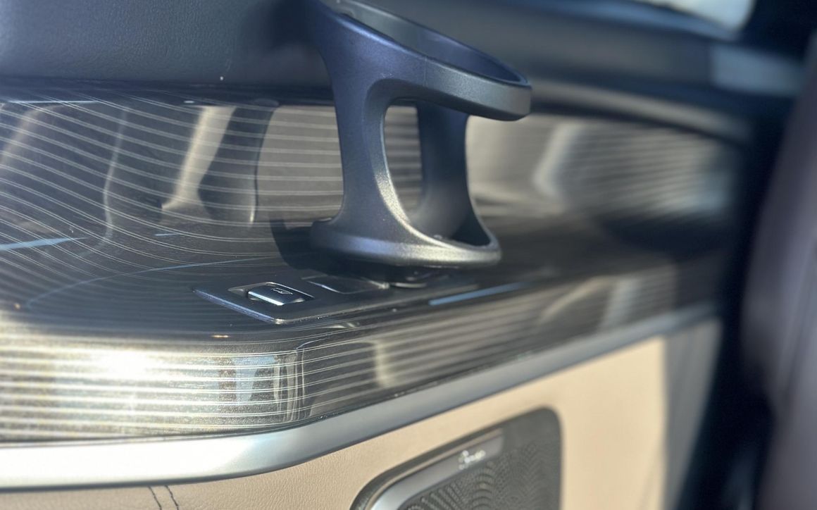 Mercedes V250 - image 13