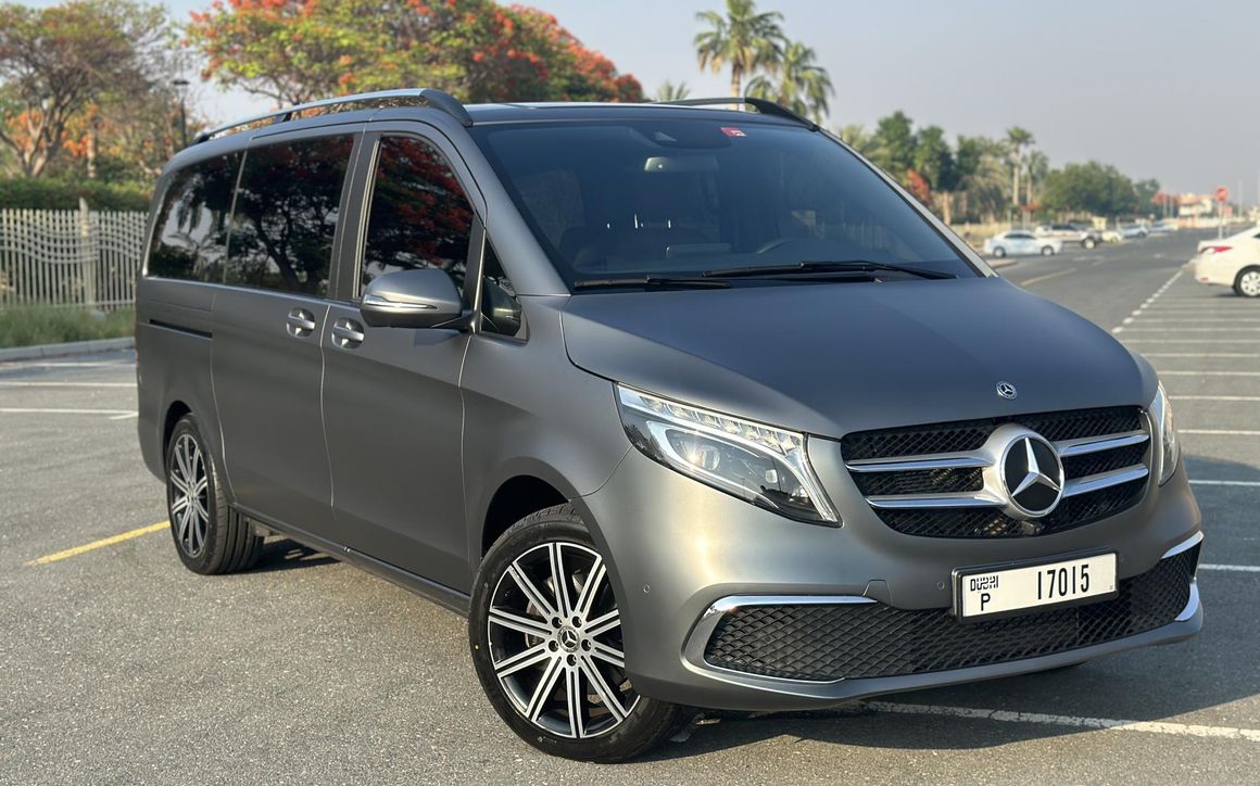 Mercedes V250 - image 4