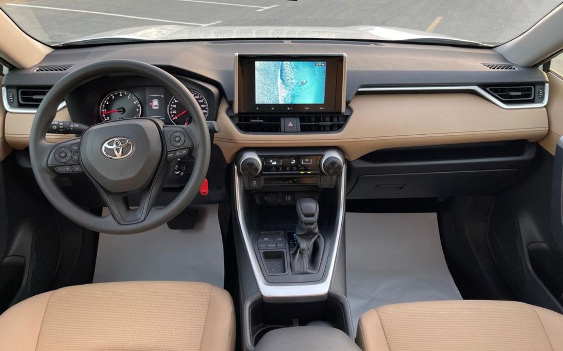 TOYOTA RAV 4 - 2024 - image 8