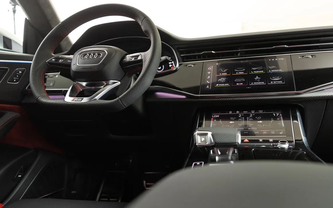 Audi RSQ8 - image 9