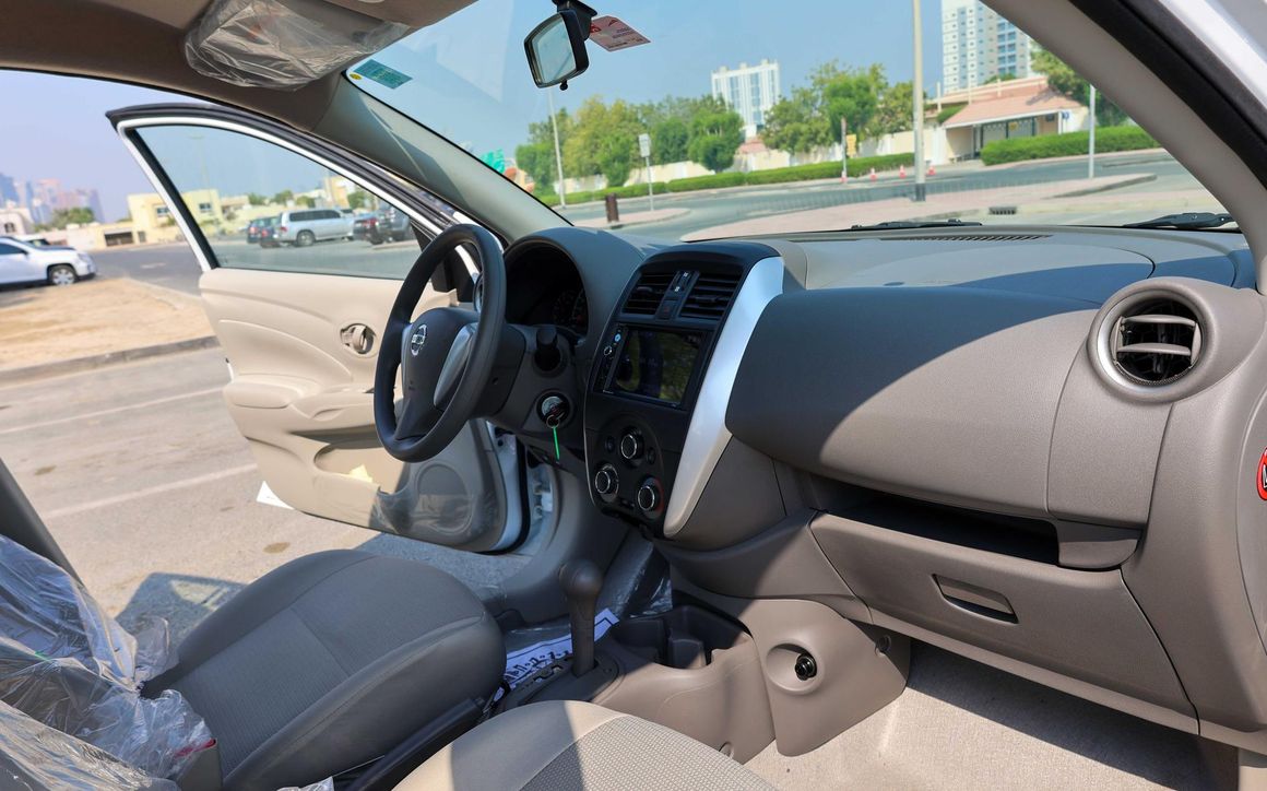 Nissan Sunny SV - image 14