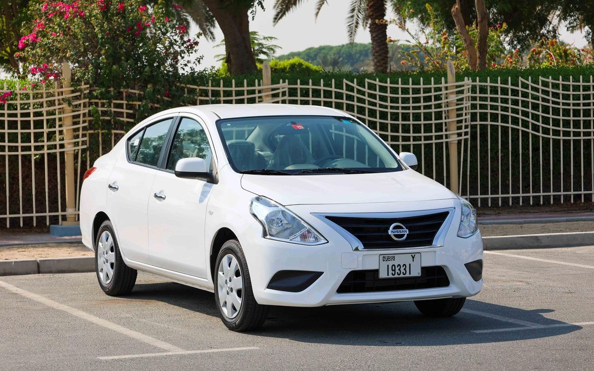 Nissan Sunny SV - image 4