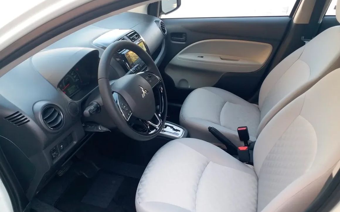 Mitsubishi Mirage - image 6