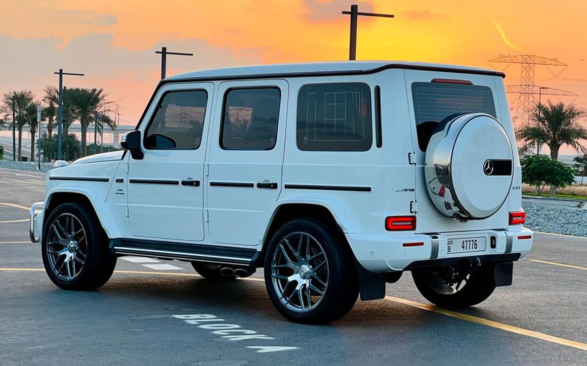MERCEDES G63 - image 4